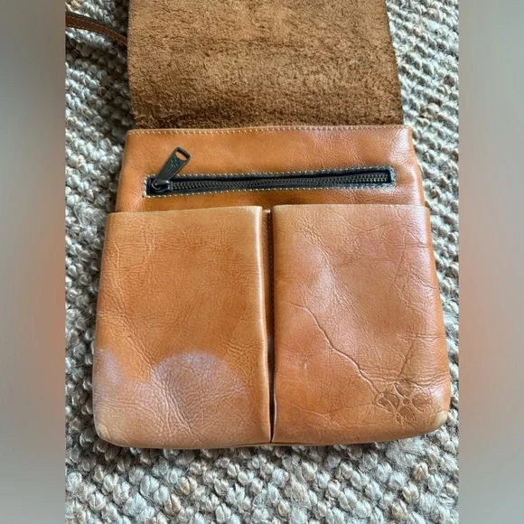 Patricia Nash Granada Brown Leather Crossbody Bag. - Picture 4 of 12